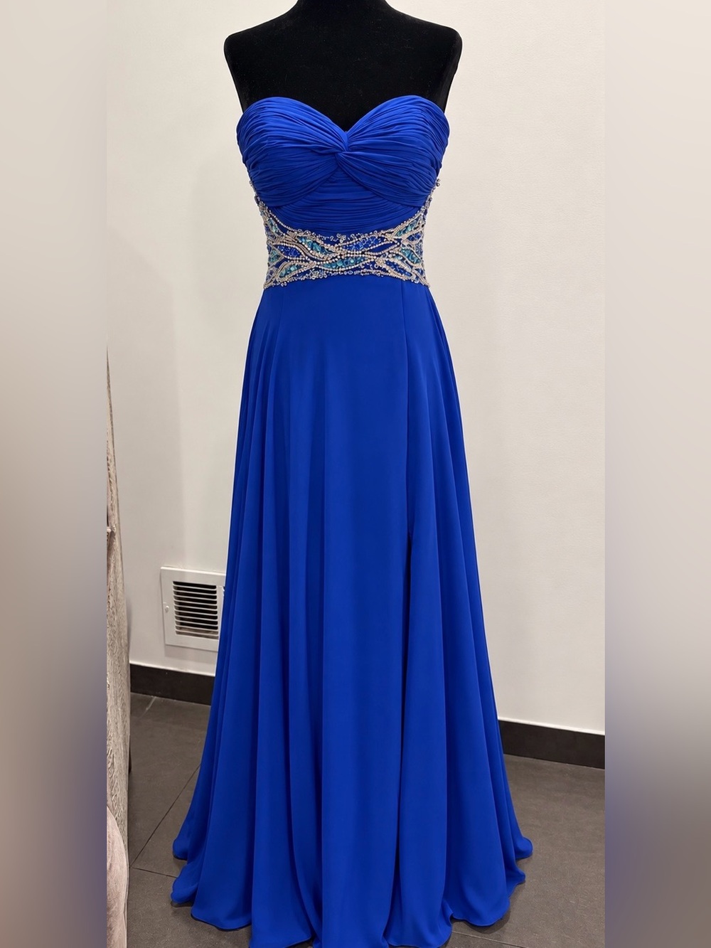 Jovani Royal Blue Embellished Strapless Gown – Size 0/2